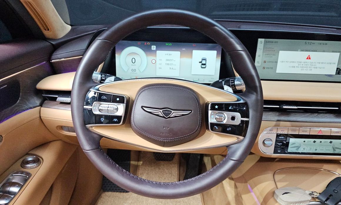 Genesis G90 2025