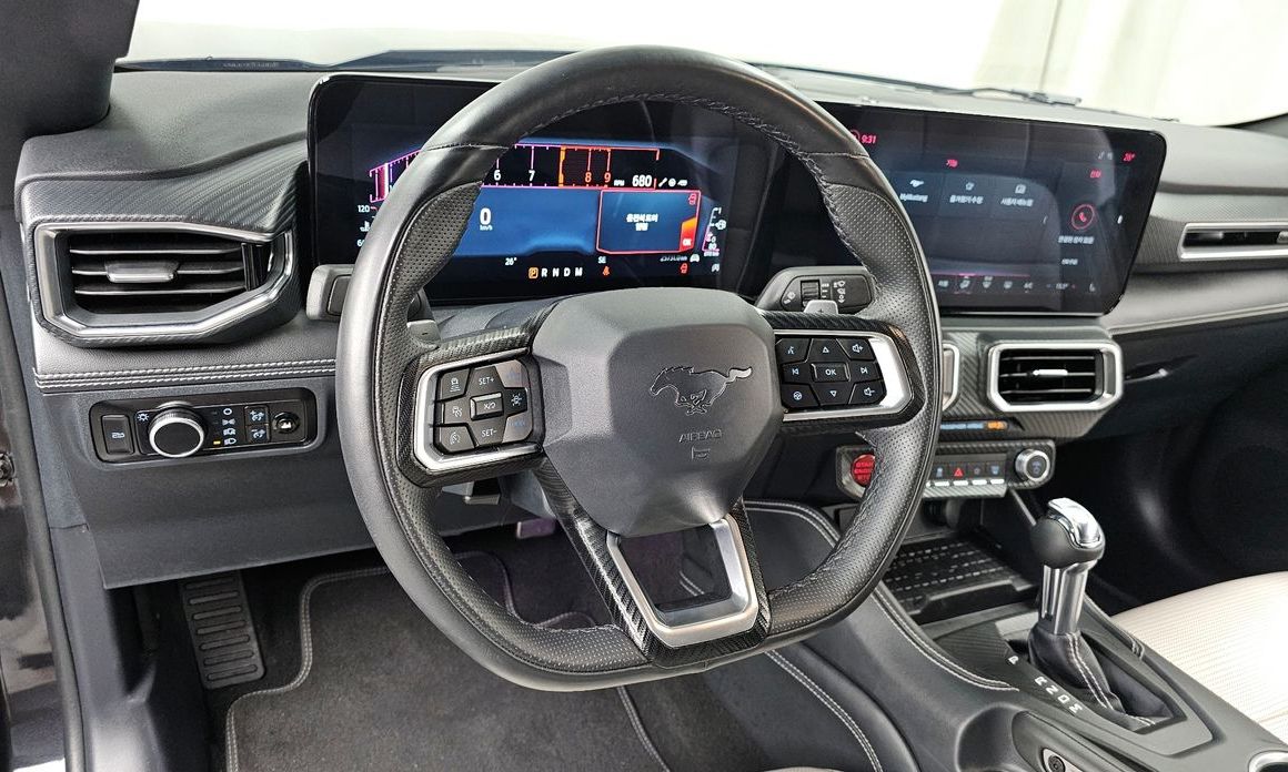 Ford Mustang 2024