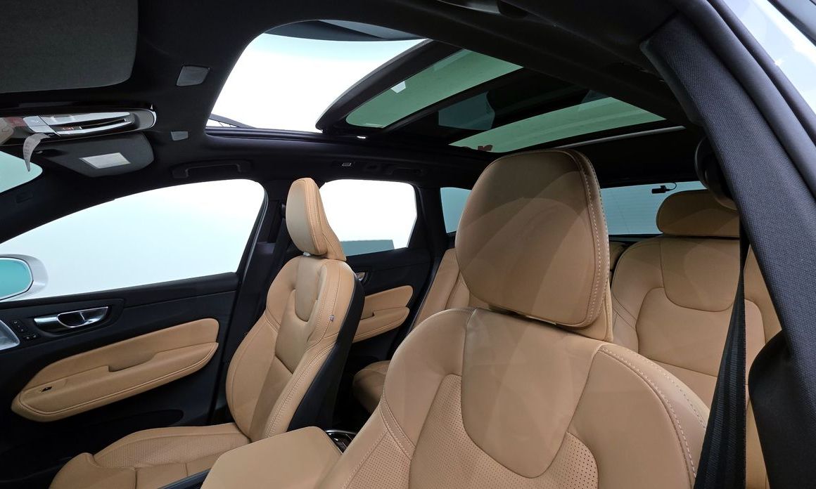 Volvo XC60 2025
