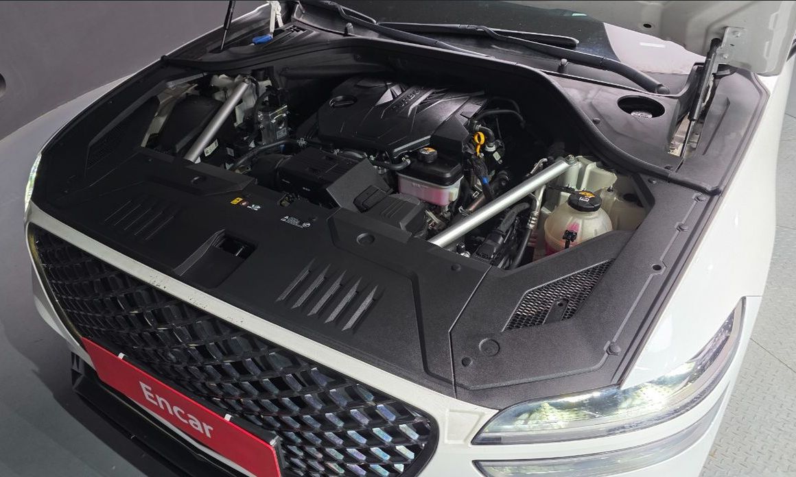 Genesis GV70 2024