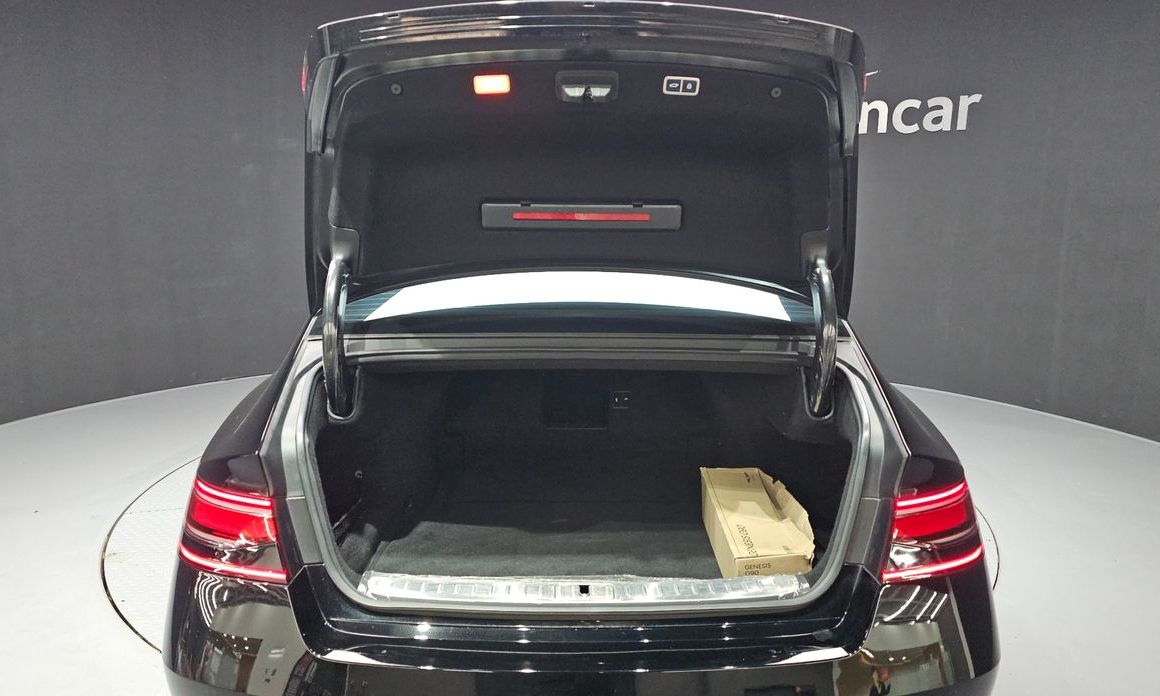 Genesis G90 2025