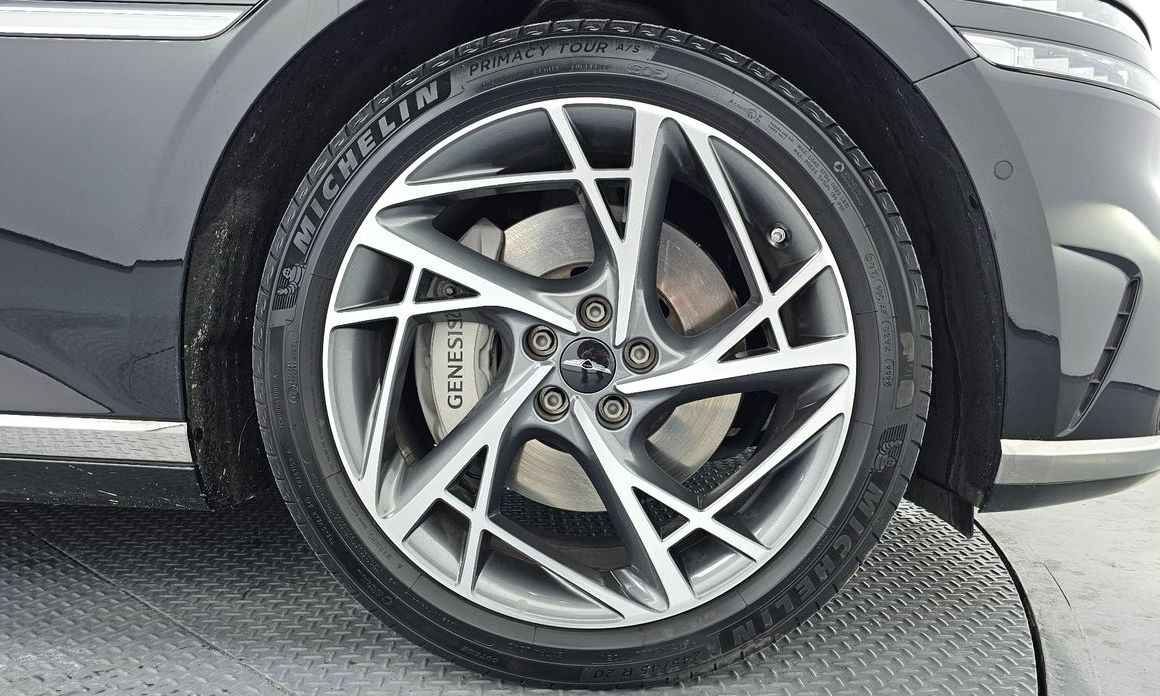 Genesis G90 2023