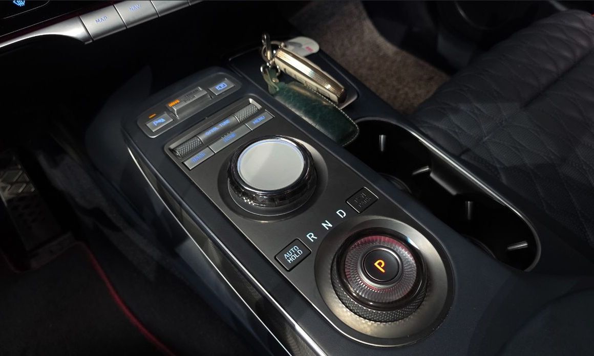 Genesis GV70 2024