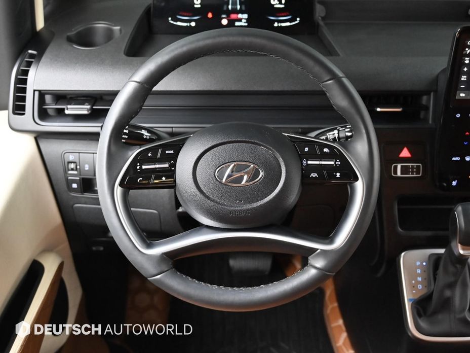 Hyundai Staria 2023