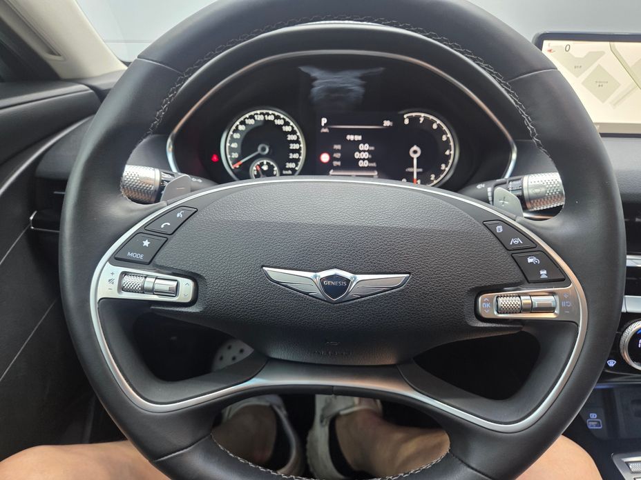 Genesis G80 2023