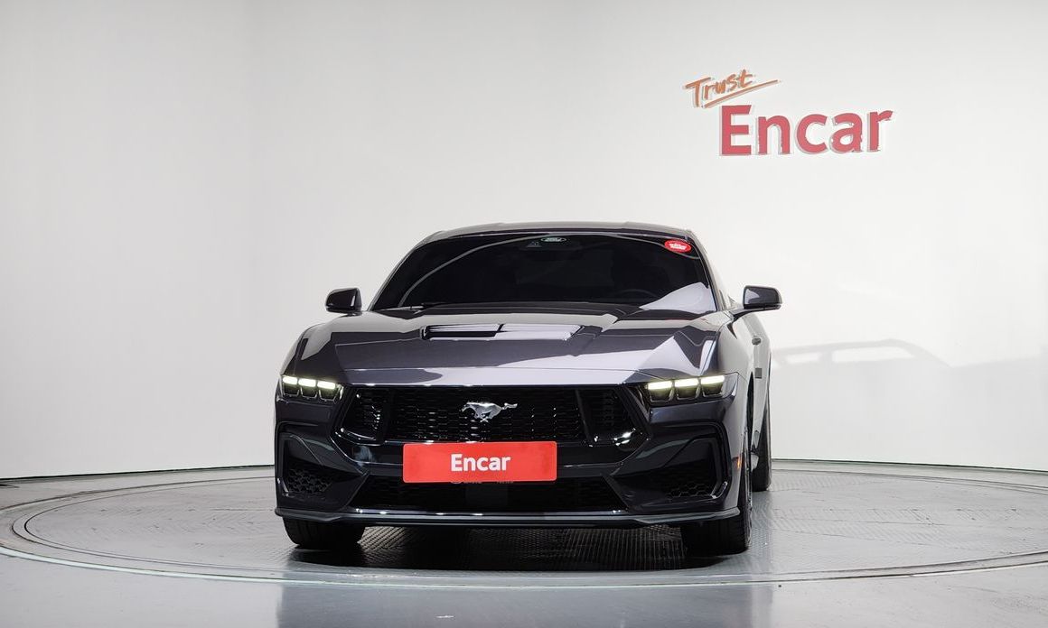 Ford Mustang 2024