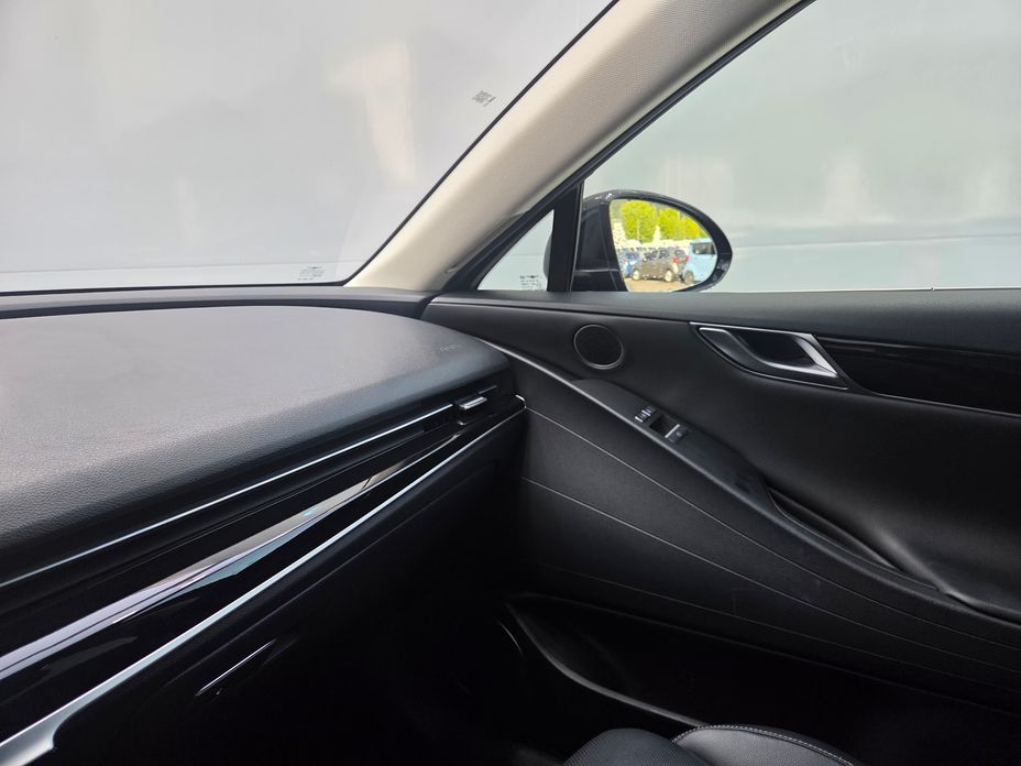 Genesis G80 2023