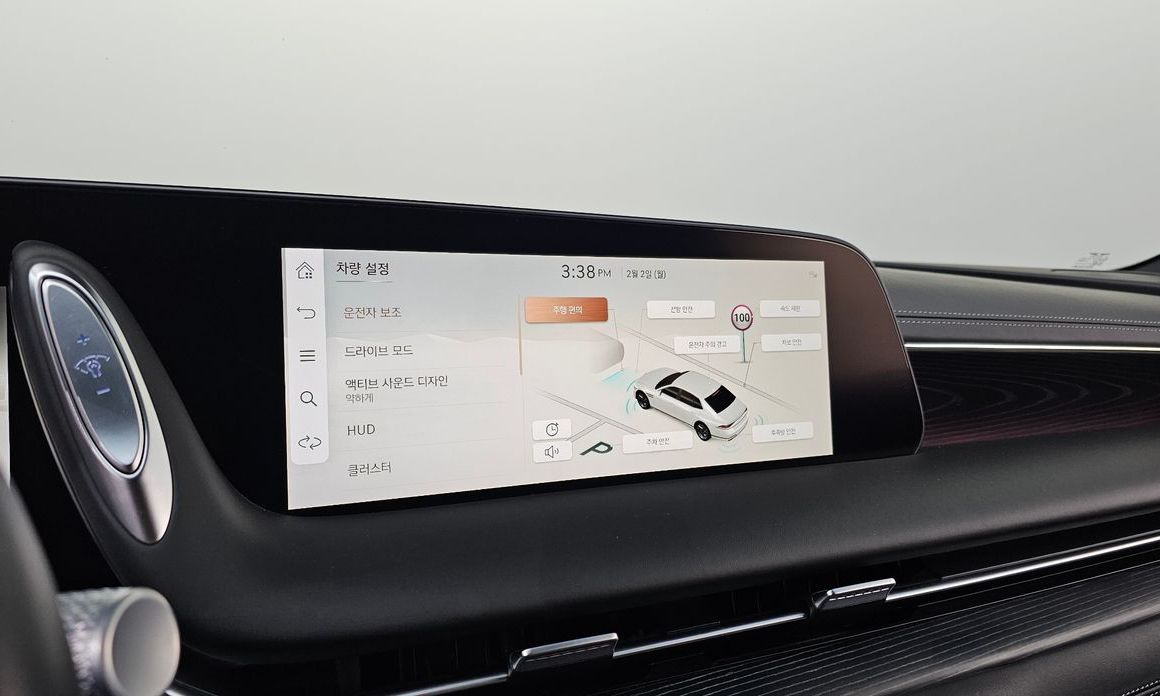 Genesis G90 2023