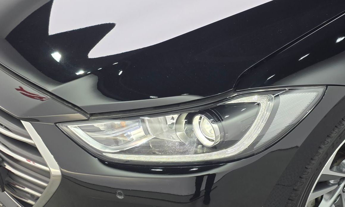 Hyundai AVANTE 2016