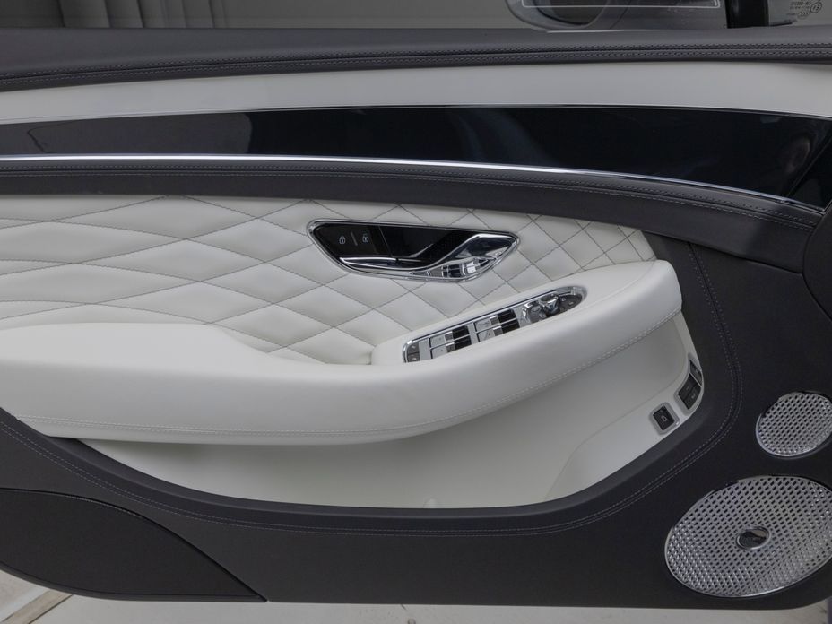 Bentley Continental 2024