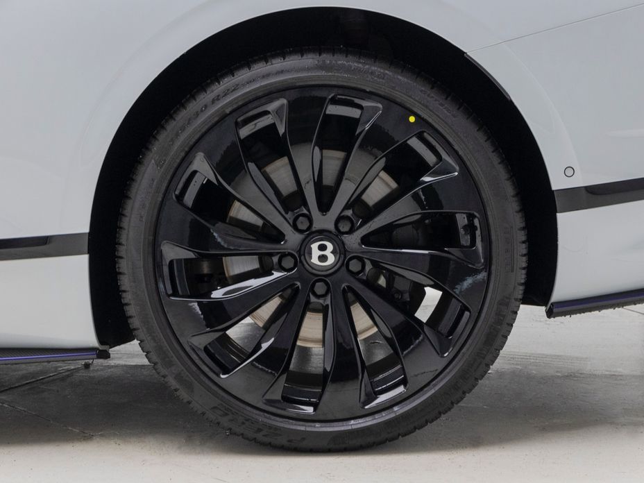 Bentley Continental 2024