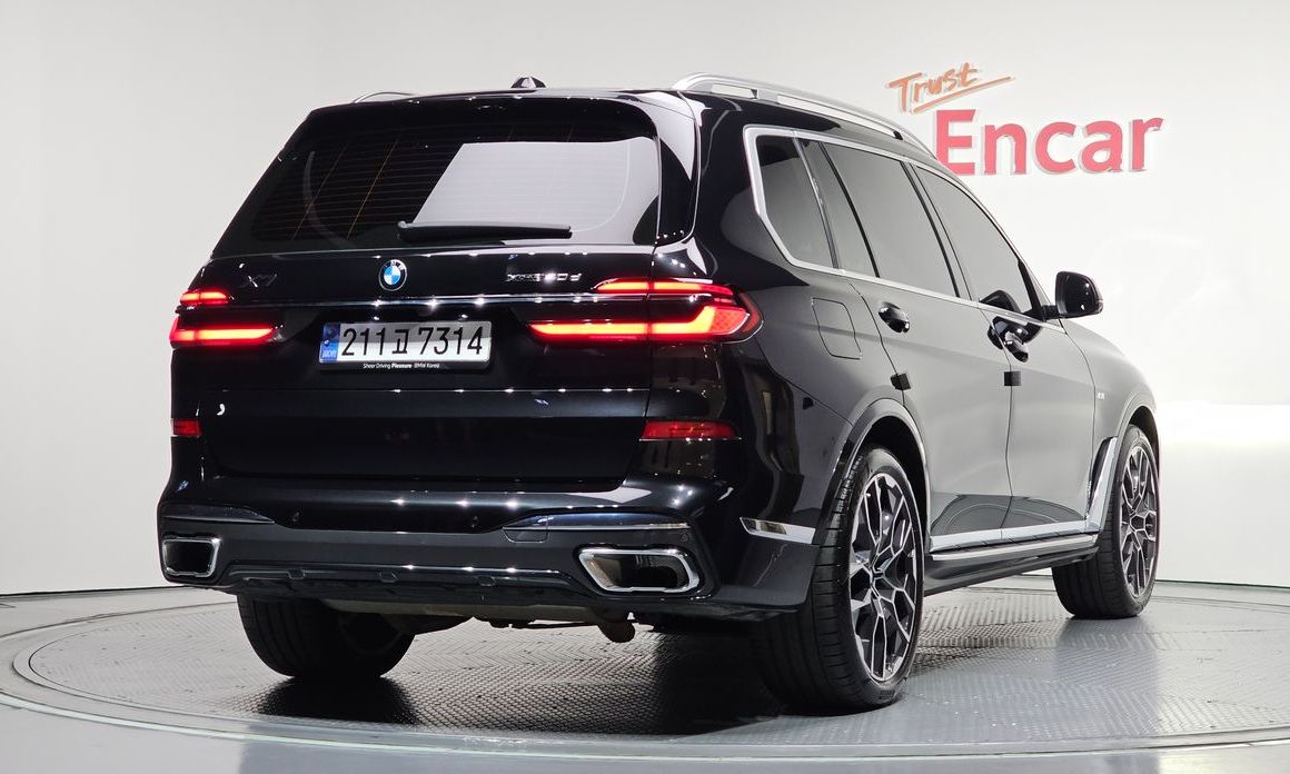 BMW X7 2024
