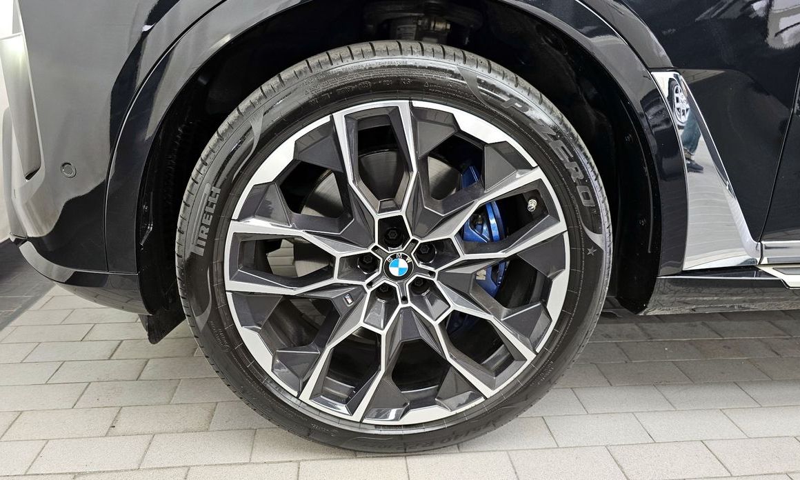 BMW X7 2024