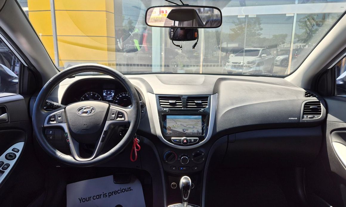 Hyundai Accent 2016