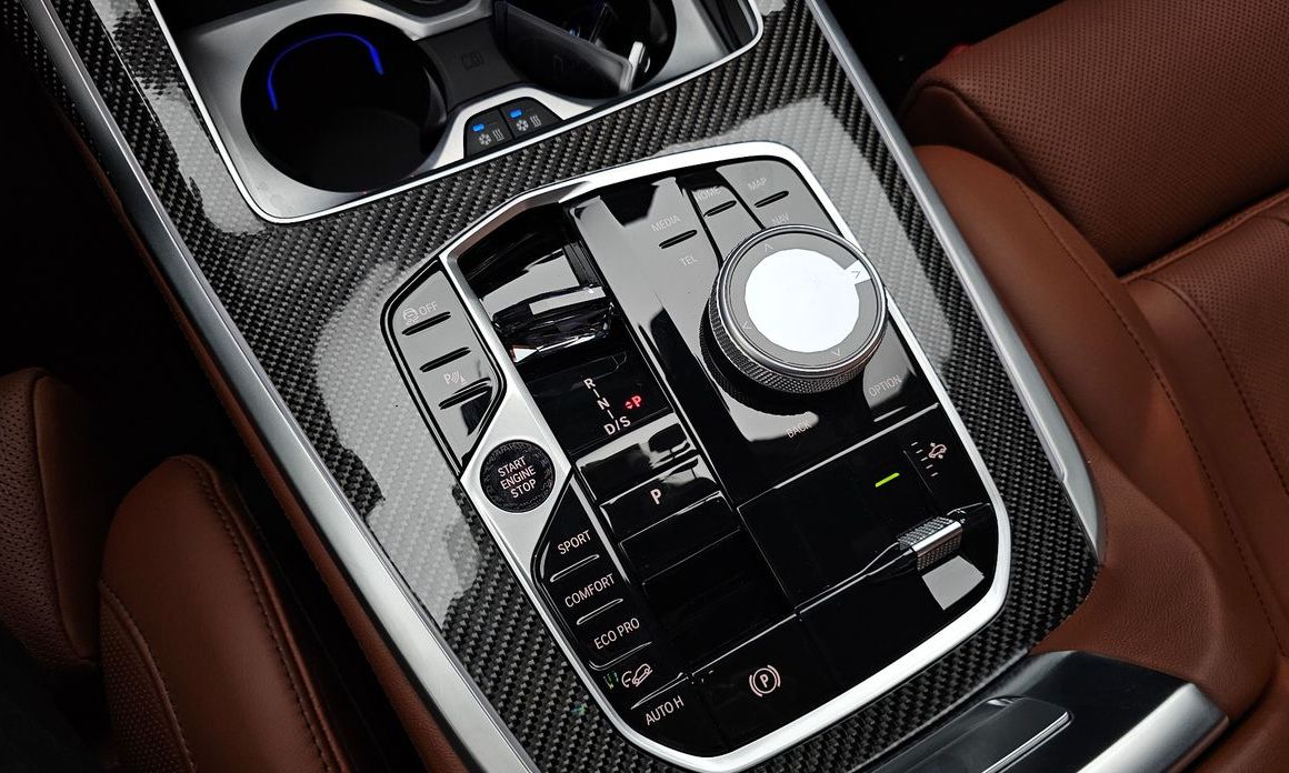 BMW X7 2025