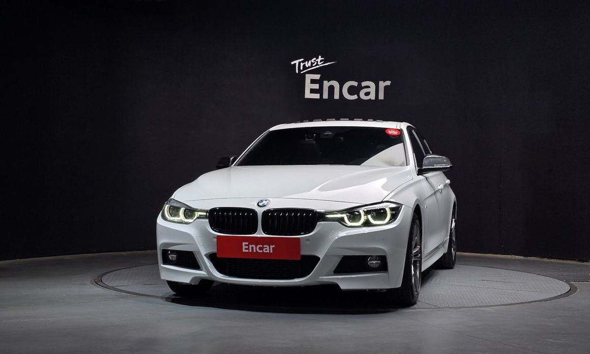 BMW 3-Series 2018