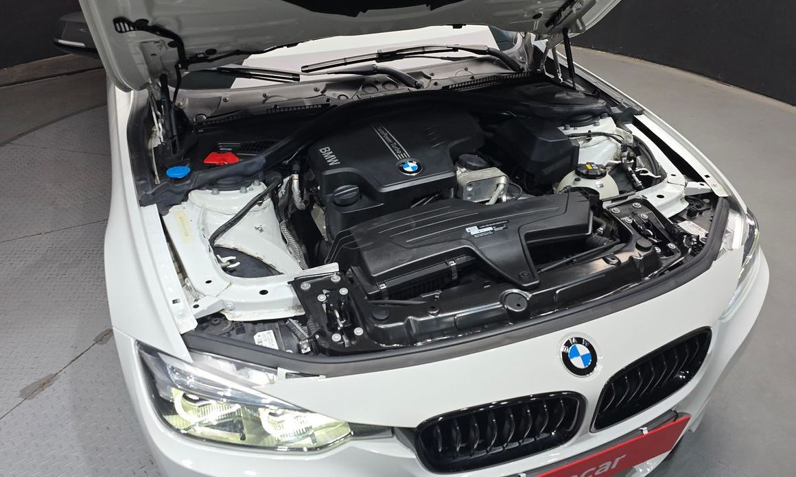 BMW 3-Series 2018