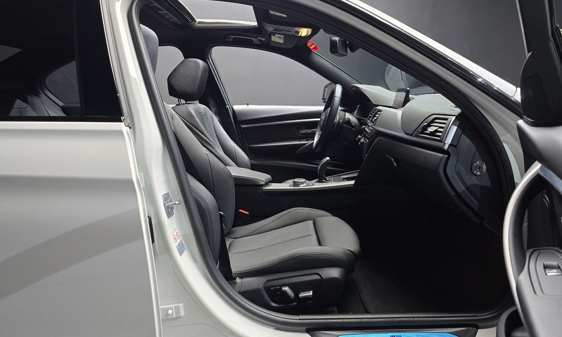 BMW 3-Series 2018