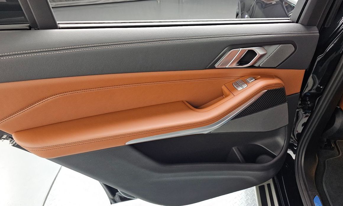 BMW X7 2025