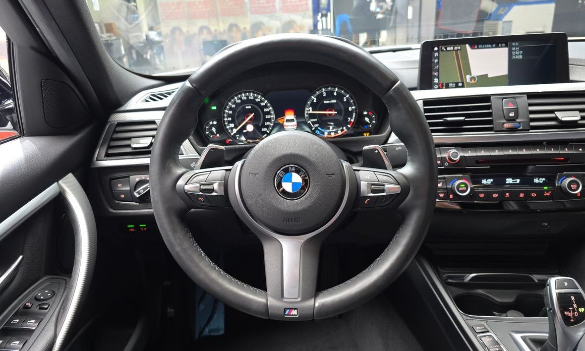 BMW 3-Series 2018