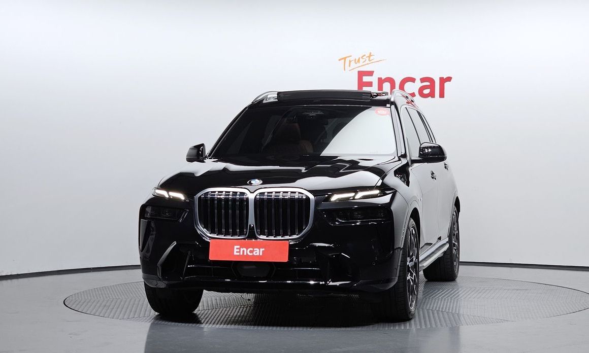BMW X7 2025