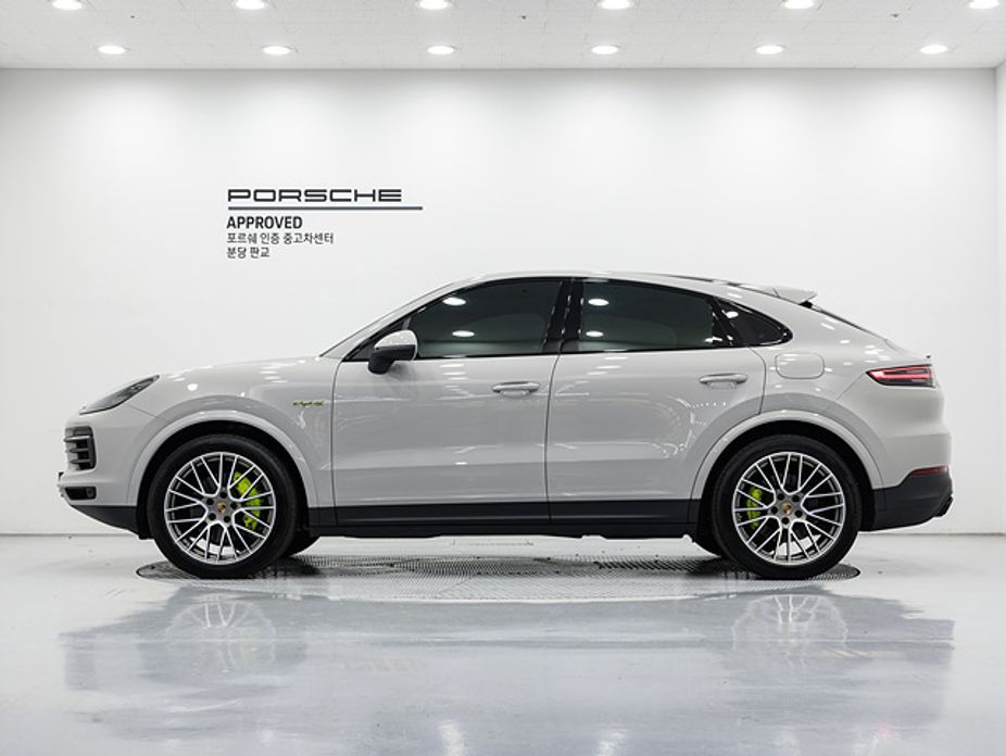 Porsche Cayenne 2023