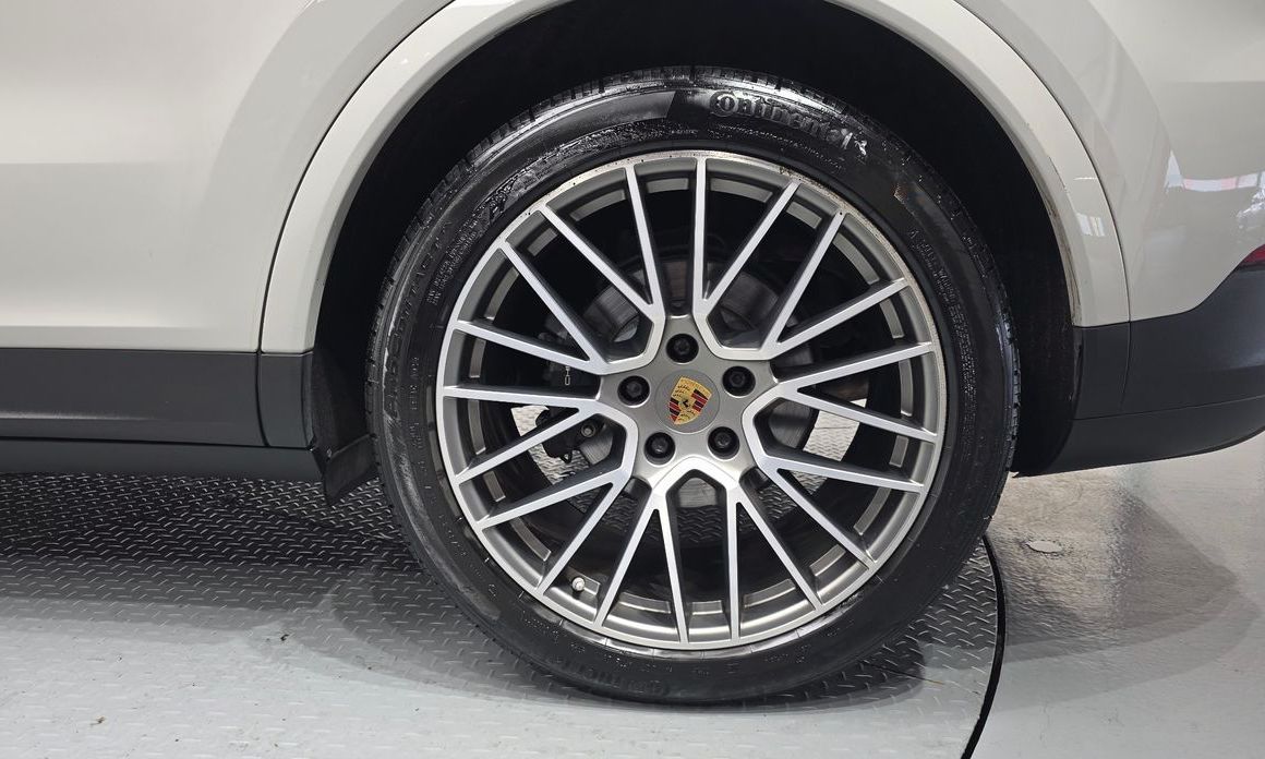 Porsche Cayenne 2023