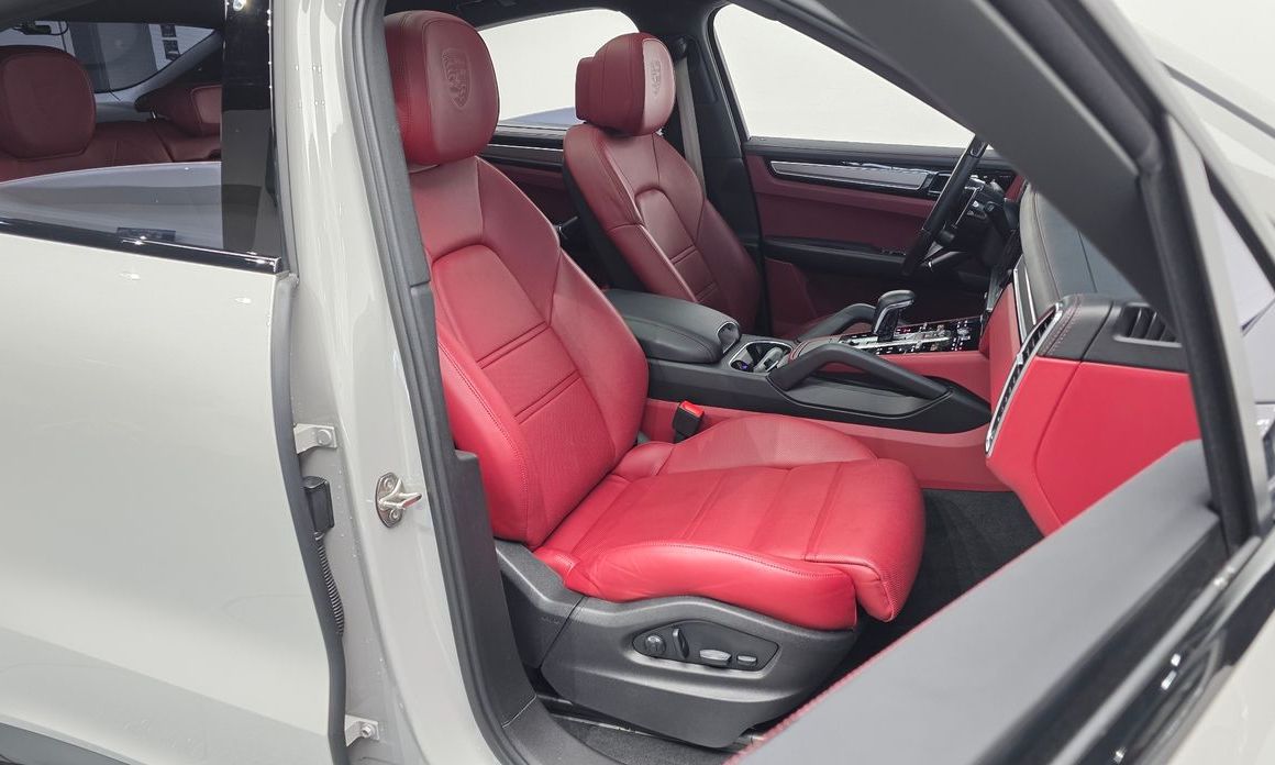 Porsche Cayenne 2023