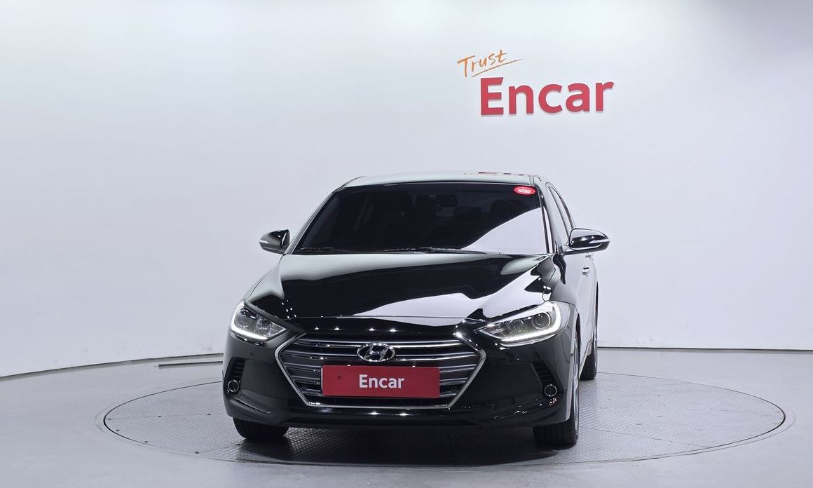 Hyundai AVANTE 2016