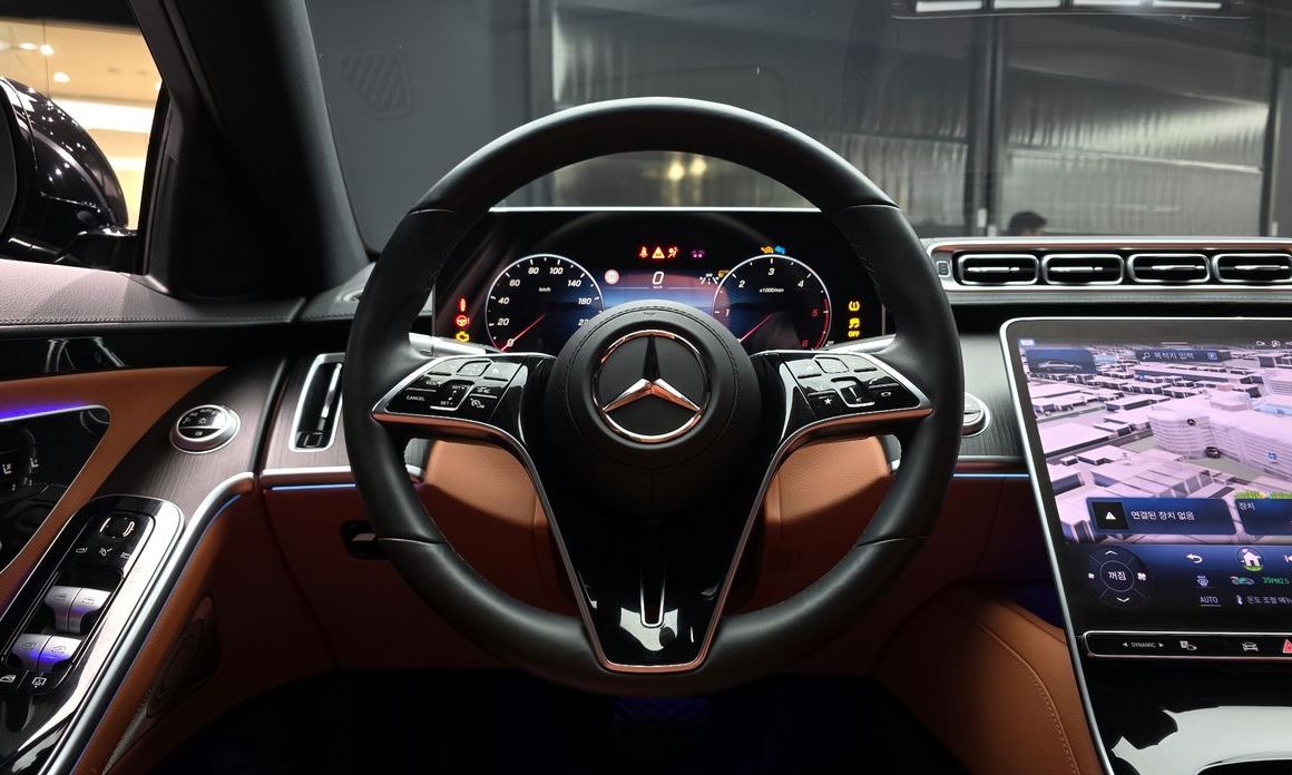 Mercedes-Benz S-Class 2025