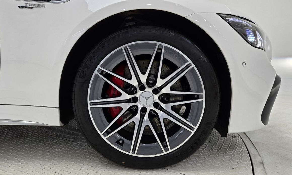 Mercedes-Benz AMG GT 2025