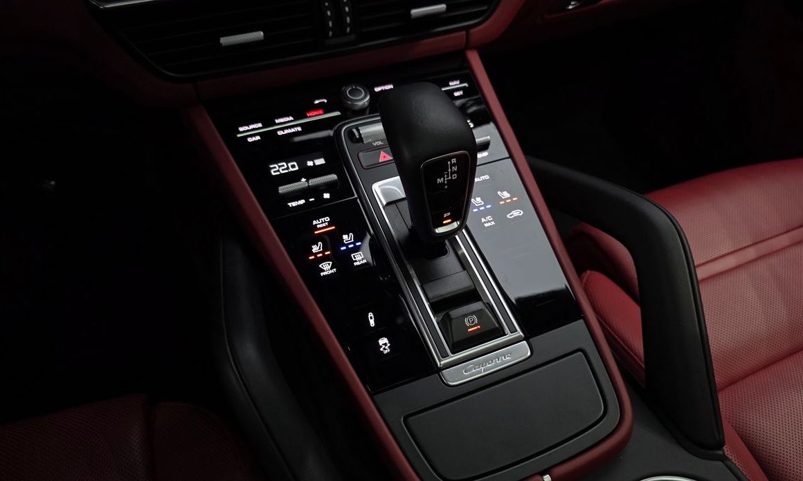 Porsche Cayenne 2023