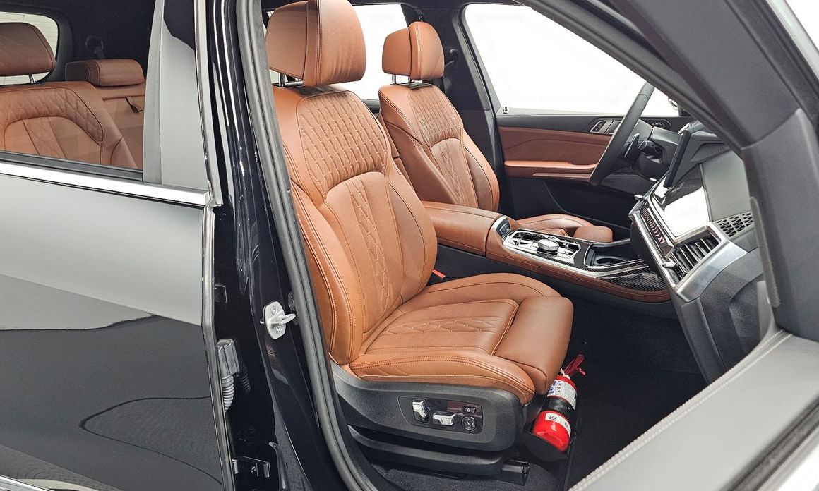 BMW X7 2025