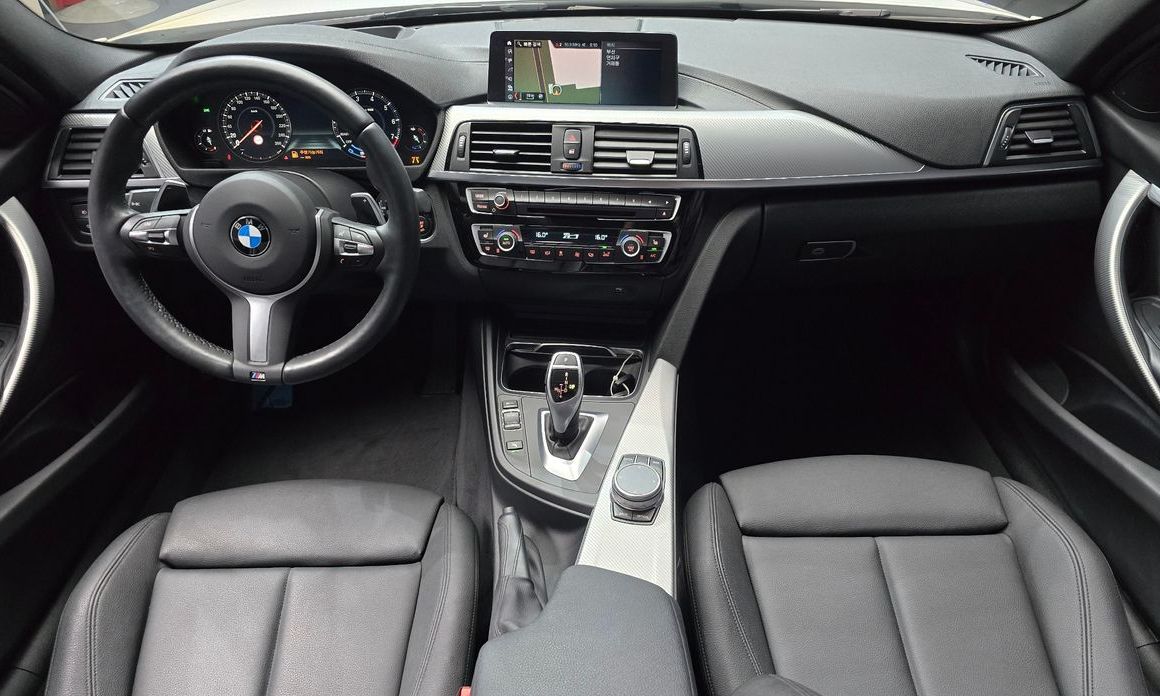 BMW 3-Series 2018