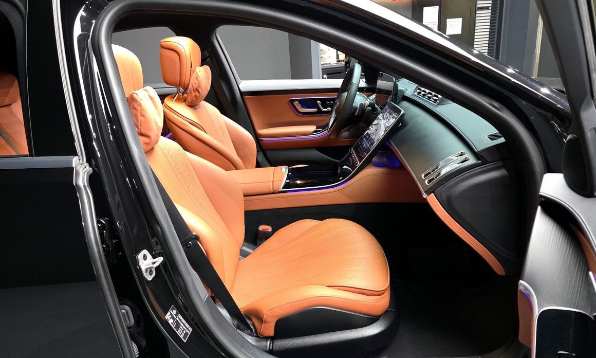 Mercedes-Benz S-Class 2025