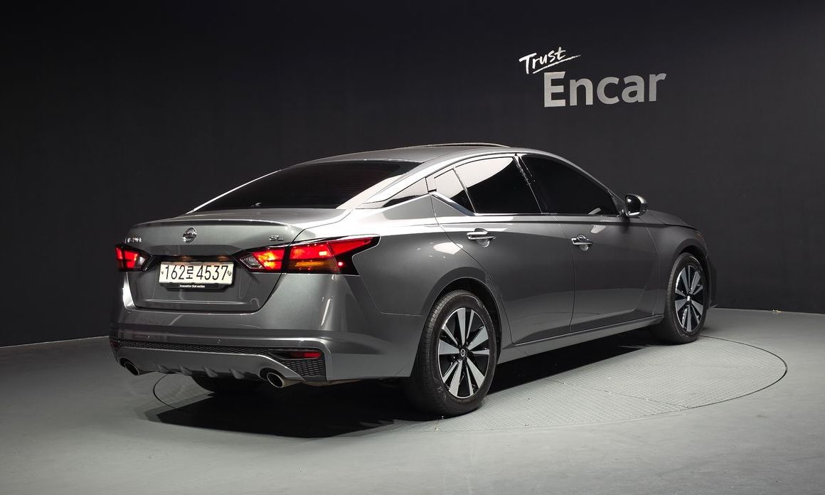 Nissan Altima 2019