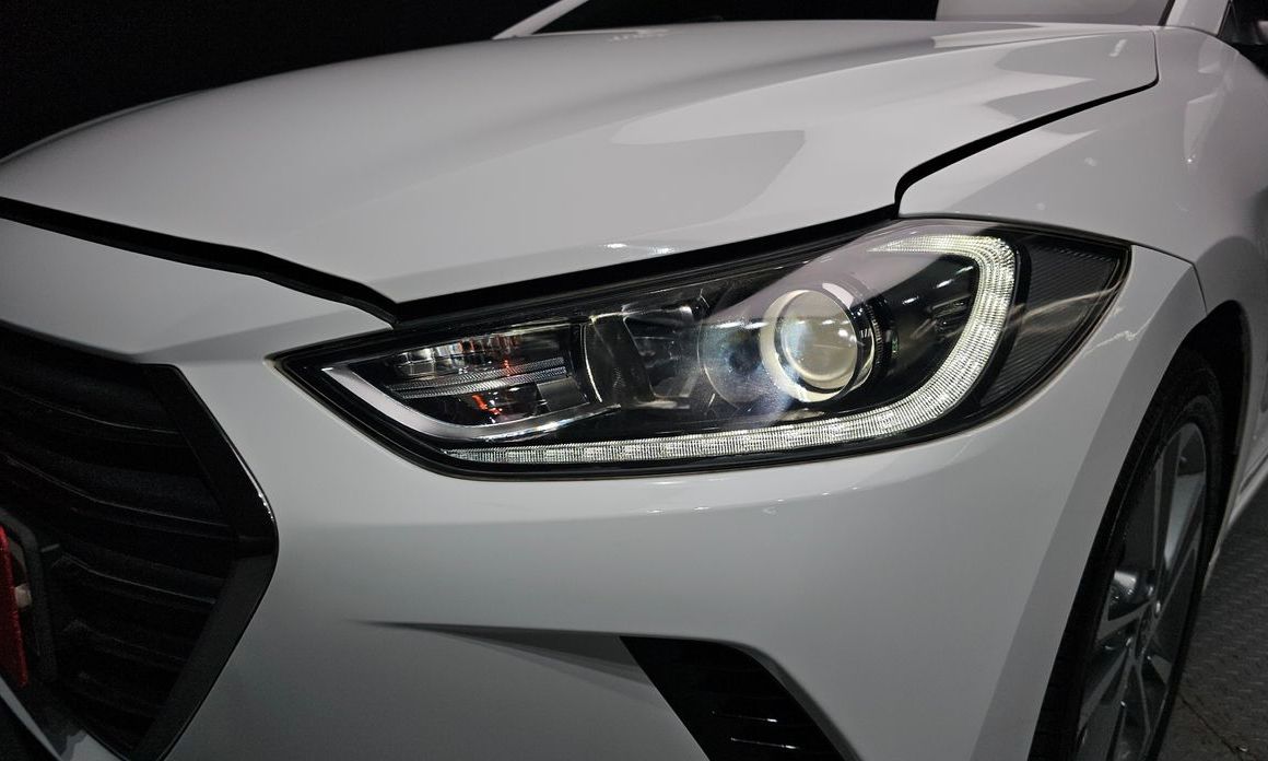 Hyundai AVANTE 2017