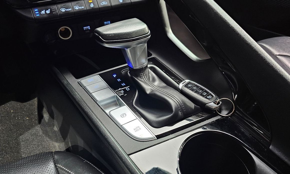 Hyundai AVANTE 2021