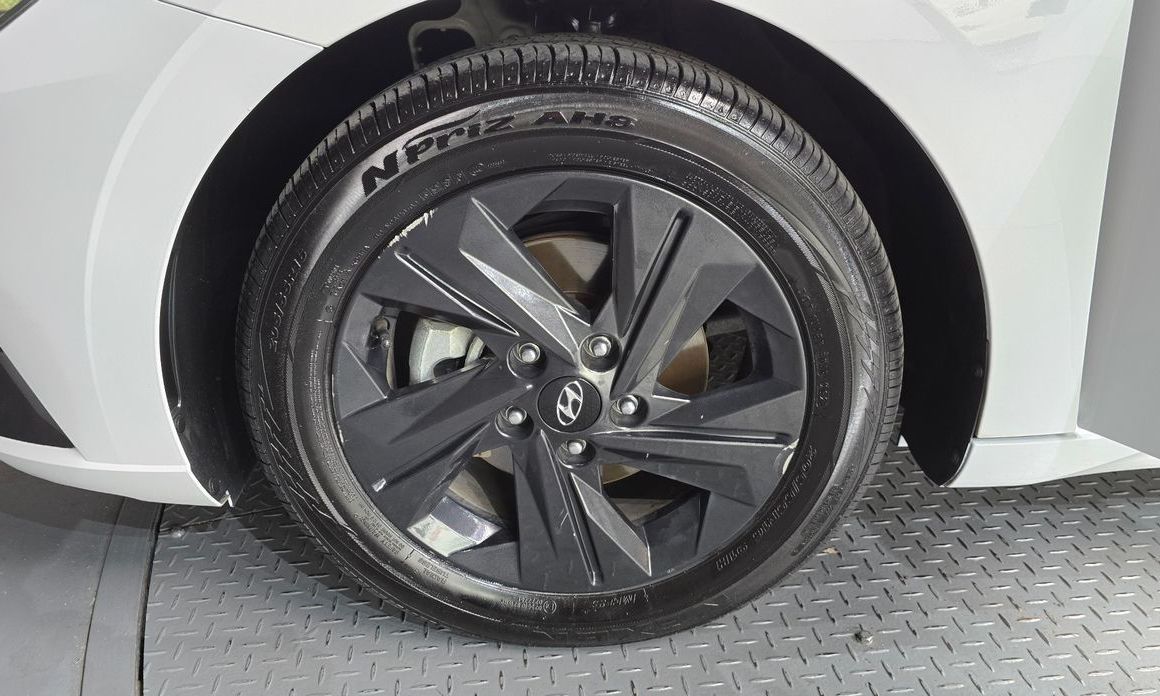 Hyundai AVANTE 2023