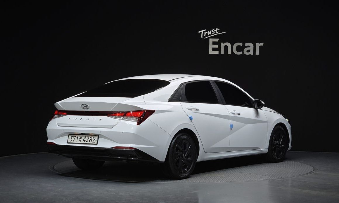 Hyundai AVANTE 2023