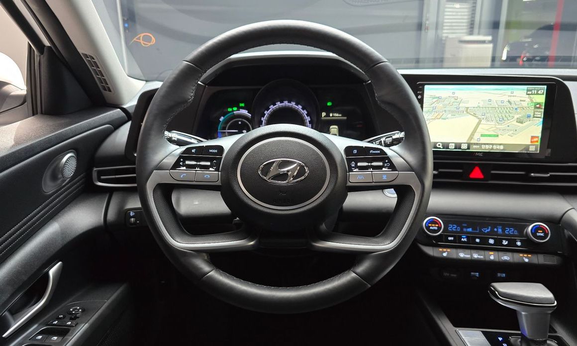 Hyundai AVANTE 2023