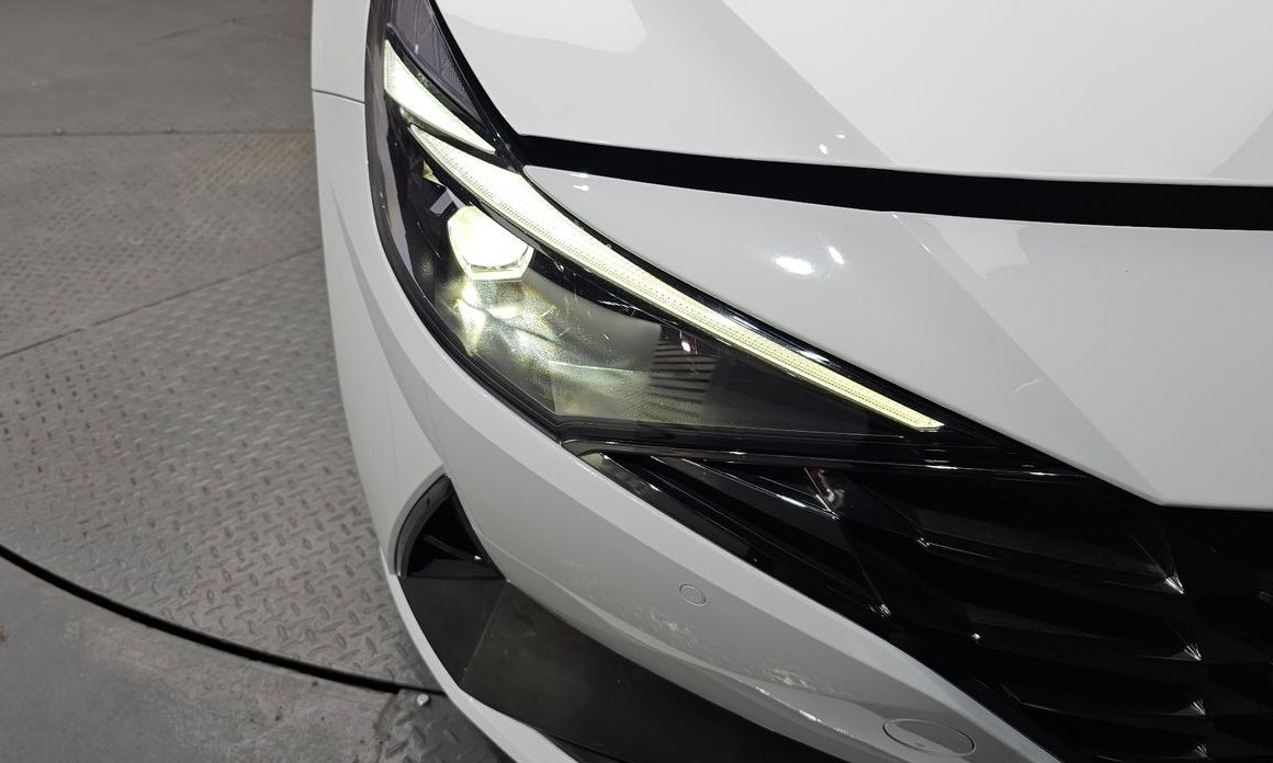 Hyundai AVANTE 2021