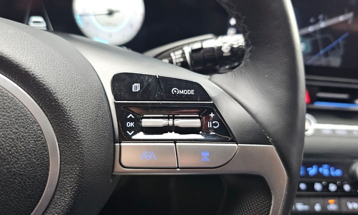 Hyundai AVANTE 2021