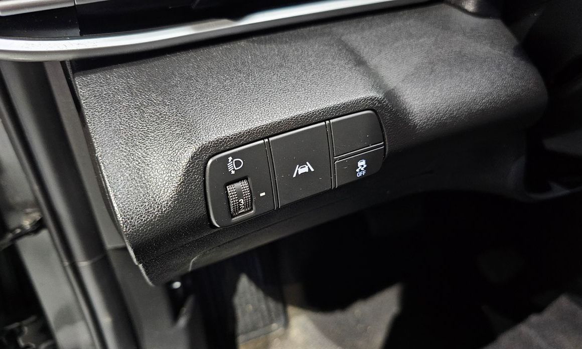 Hyundai AVANTE 2021