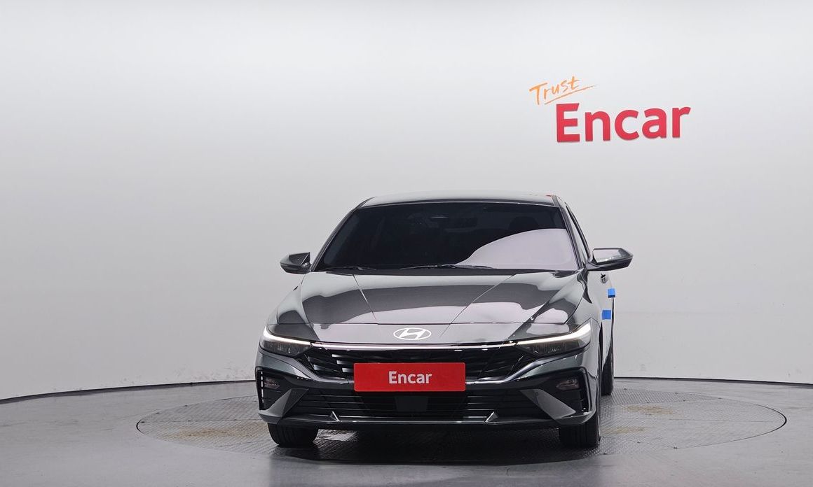 Hyundai AVANTE 2025