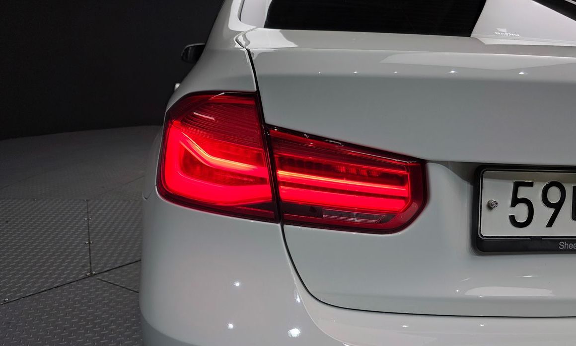 BMW 3-Series 2018