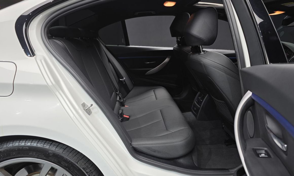 BMW 3-Series 2018