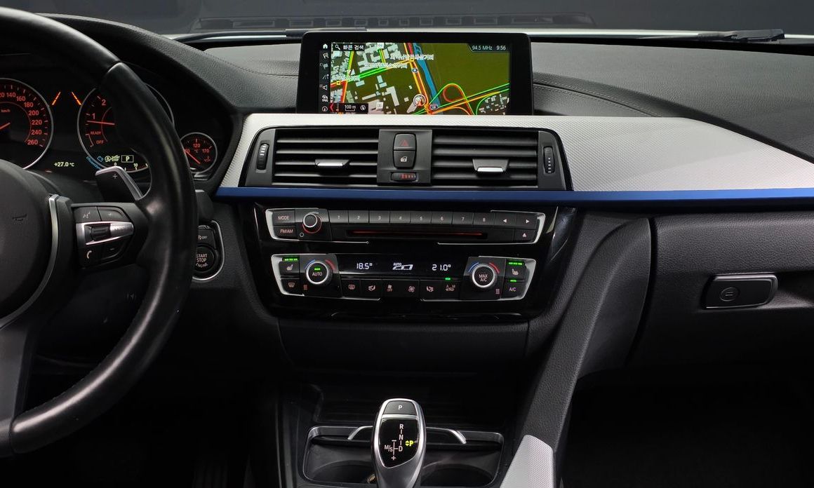 BMW 3-Series 2018