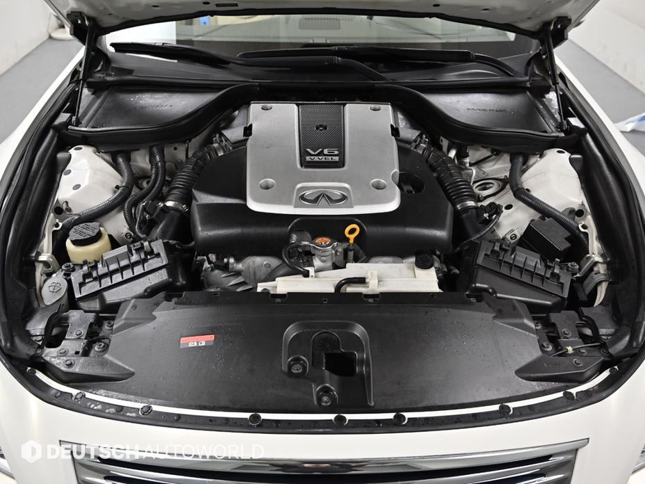 Infiniti Q60 2014