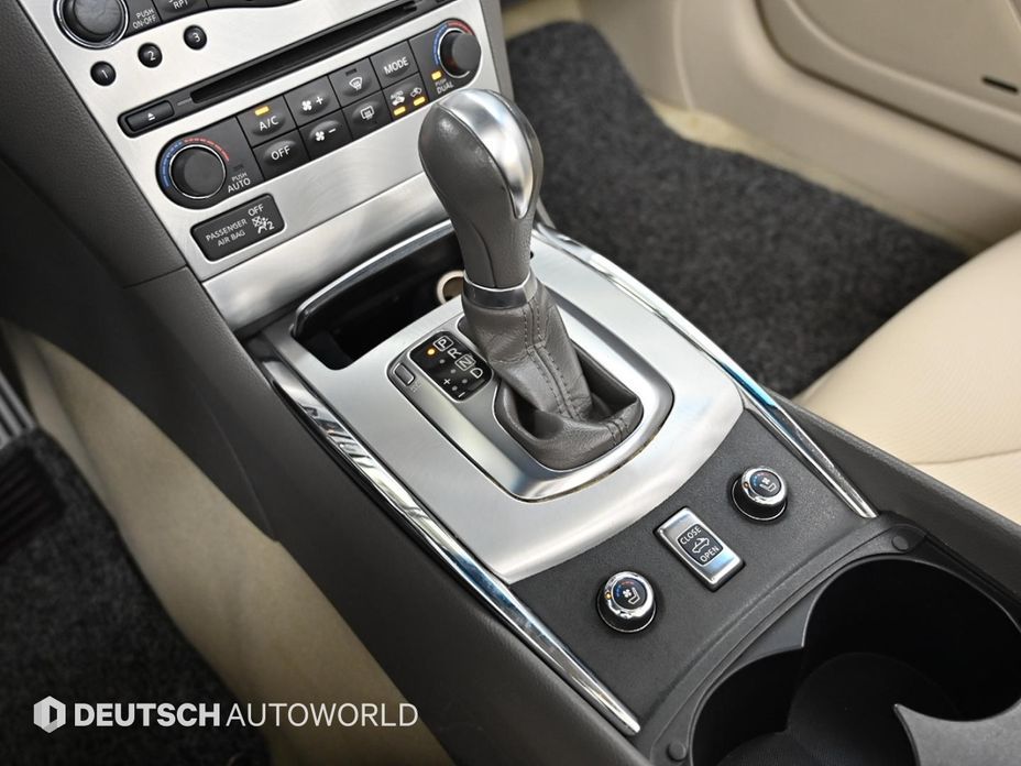 Infiniti Q60 2014